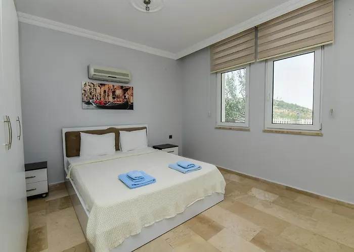 Moonlight Karadere (Aegean)