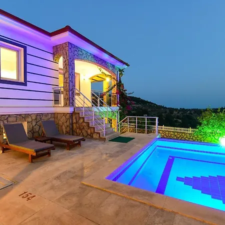 Villa Moonlight